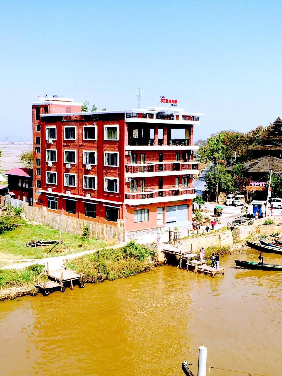 ניאונגשווה Inle Strand Hotel מראה חיצוני תמונה