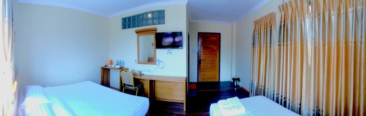 ניאונגשווה Inle Strand Hotel מראה חיצוני תמונה