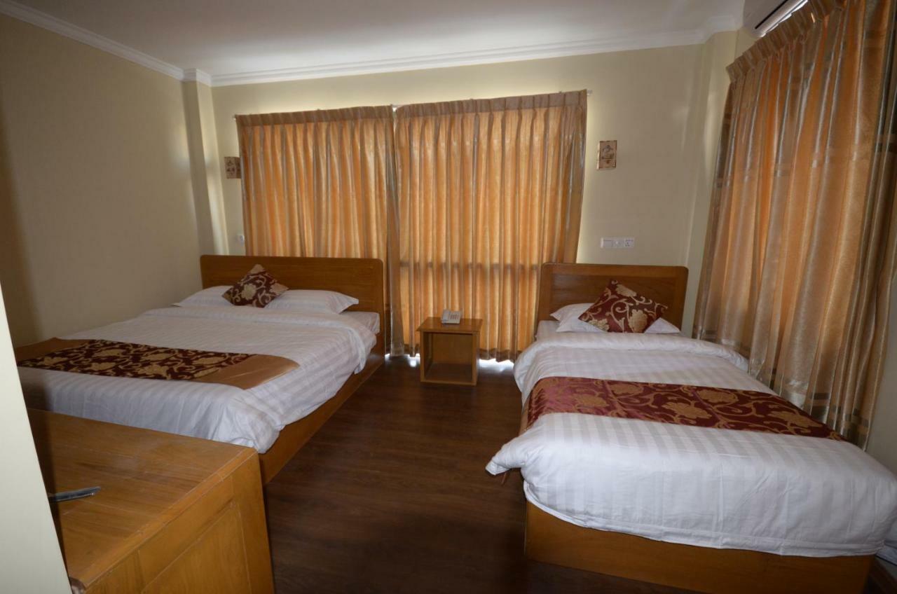 ניאונגשווה Inle Strand Hotel מראה חיצוני תמונה