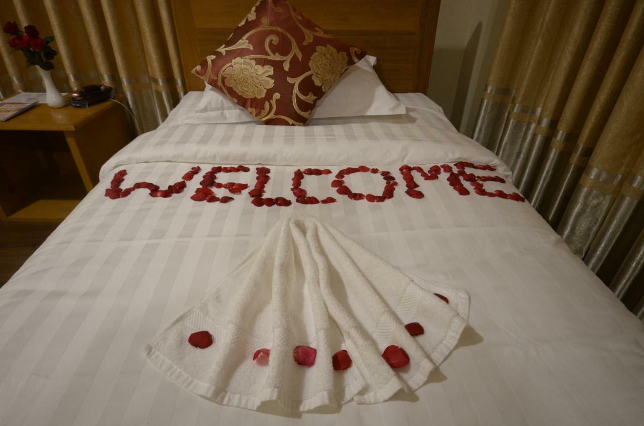 ניאונגשווה Inle Strand Hotel מראה חיצוני תמונה