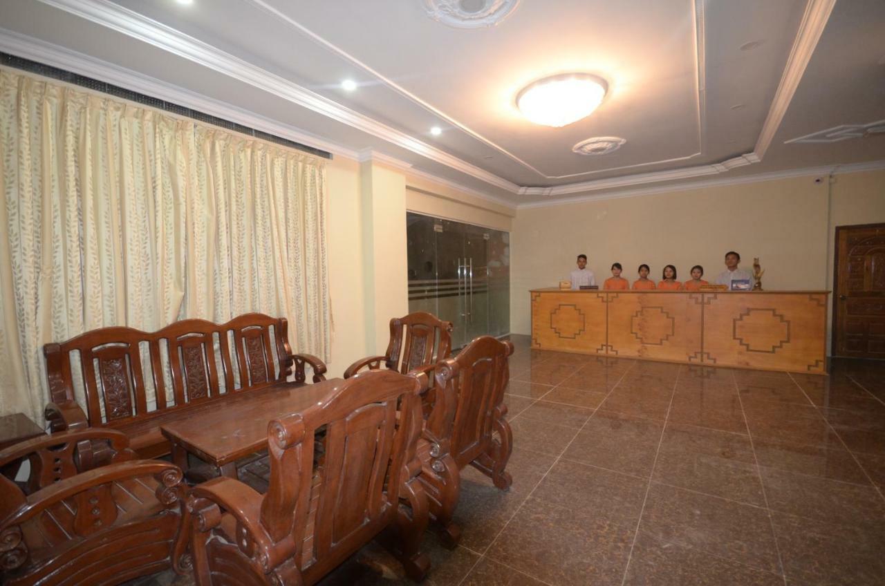 ניאונגשווה Inle Strand Hotel מראה חיצוני תמונה