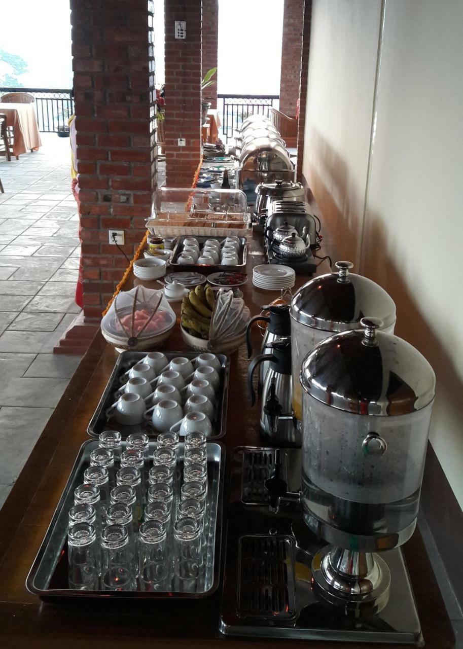 ניאונגשווה Inle Strand Hotel מראה חיצוני תמונה
